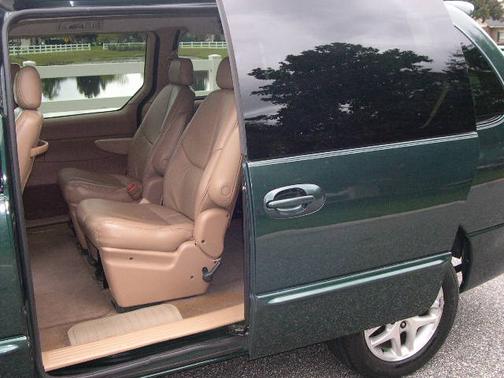 1999 Dodge Grand Caravan ES