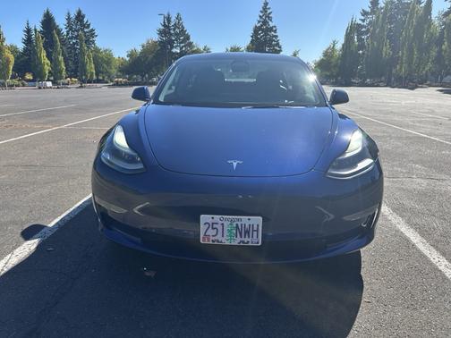 2022 Tesla Model 3 Long Range