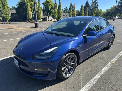 2022 Tesla Model 3 Long Range