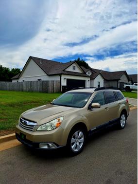 2010 Subaru Outback 2.5 i Premium