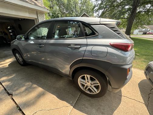 2021 Hyundai KONA SE