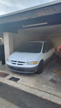 1997 Dodge Grand Caravan LE