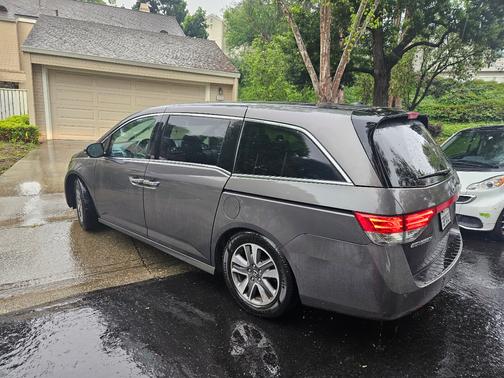 Gray 2014 Honda Odyssey Touring