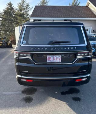 2022 Jeep Grand Wagoneer Series III