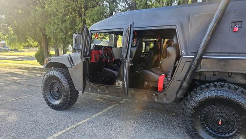 2004 Hummer H1 Open Top