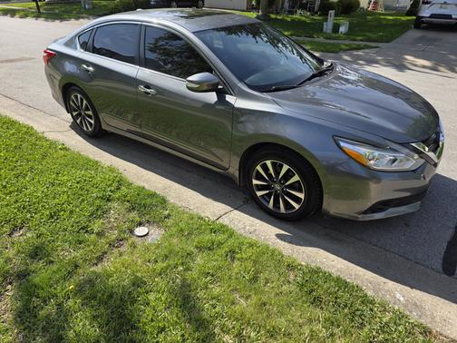 2016 Nissan Altima 2.5 SV