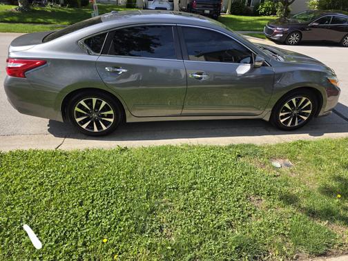 2016 Nissan Altima 2.5 SV