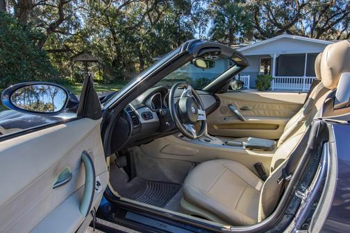 2005 BMW Z4 3.0i Roadster