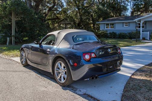 2005 BMW Z4 3.0i Roadster