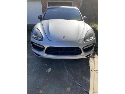 2011 Porsche Cayenne Cayenne Turbo