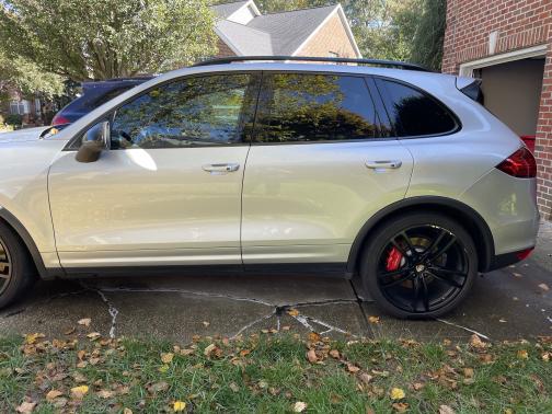 2011 Porsche Cayenne Cayenne Turbo