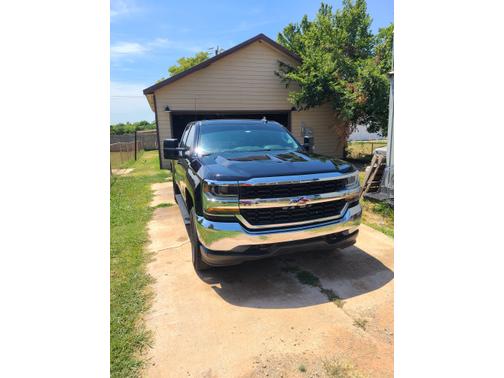 Photo 3 of 15 of 2019 Chevrolet Silverado 1500 LD 1LT