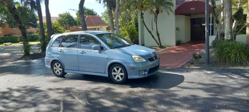 Photo 5 of 16 of 2005 Suzuki Aerio SX