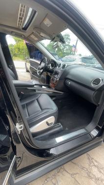 Black 2011 Mercedes-Benz M-Class ML 350