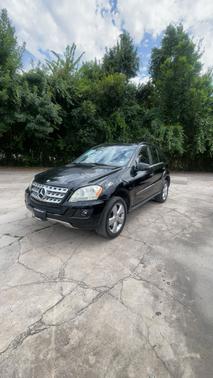 Black 2011 Mercedes-Benz M-Class ML 350