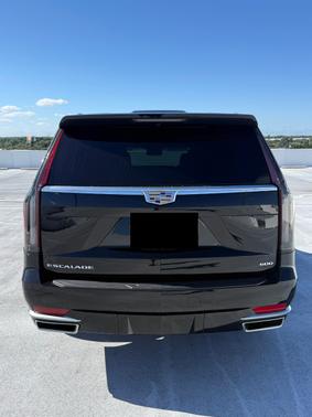 2024 Cadillac Escalade ESV Luxury
