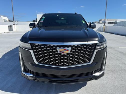 2024 Cadillac Escalade ESV Luxury