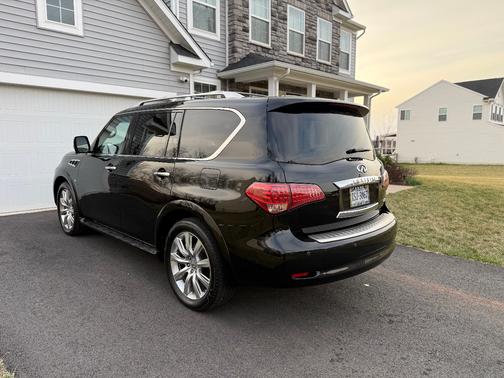 2014 INFINITI QX80 Base
