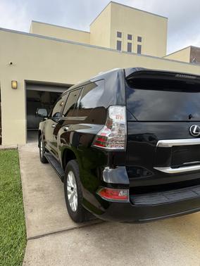 Black 2023 Lexus GX 460 Premium