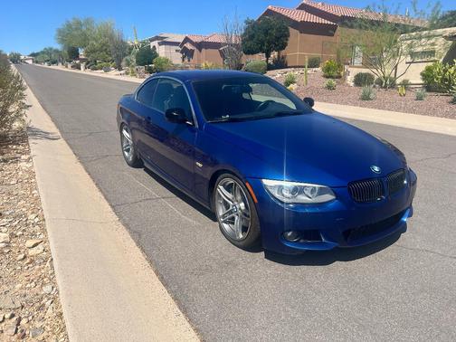 Blue 2012 BMW 335 is