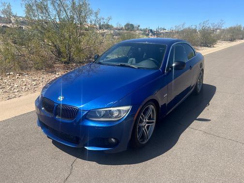 Blue 2012 BMW 335 is