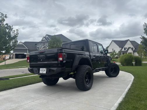 2021 Jeep Gladiator California Edition