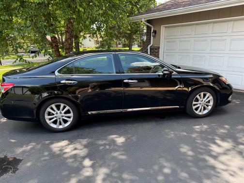 2010 Lexus ES 350 Base