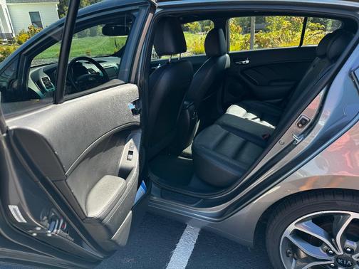 Gray 2015 Kia Forte SX