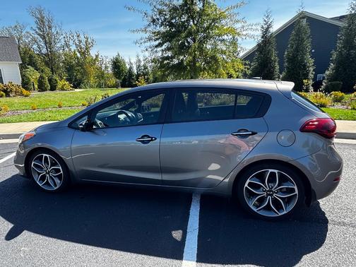 Gray 2015 Kia Forte SX