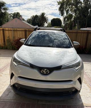 White 2018 Toyota C-HR XLE Premium