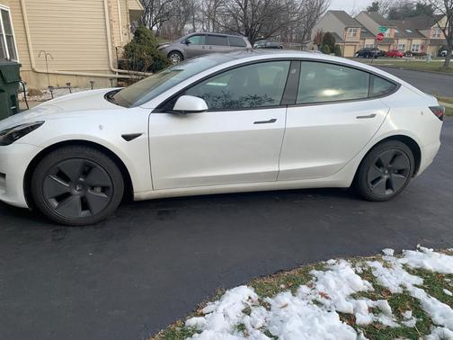 2023 Tesla Model 3 Base