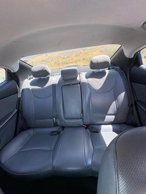 Silver 2016 Hyundai ELANTRA Limited