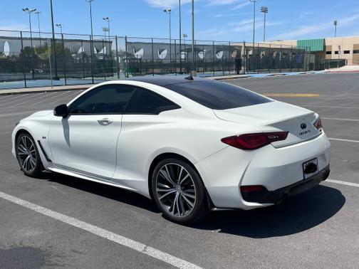 2018 INFINITI Q60 3.0t LUXE