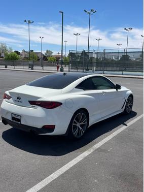2018 INFINITI Q60 3.0t LUXE
