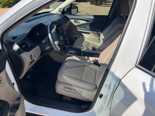 2022 Honda Pilot Touring 7-Passenger