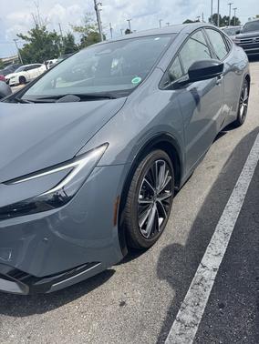 2024 Toyota Prius XLE