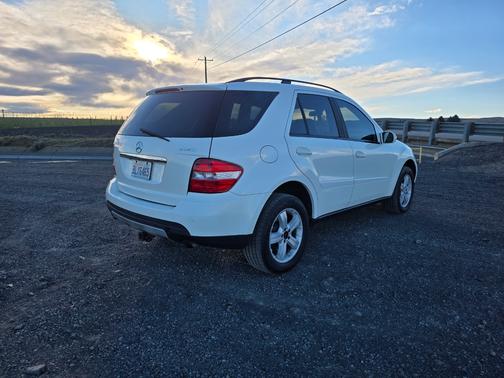 White 2007 Mercedes-Benz M-Class ML320 CDI 4MATIC