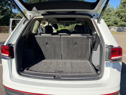 2022 Volkswagen Atlas 2.0T SE w/Technology