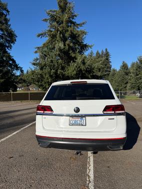 2022 Volkswagen Atlas 2.0T SE w/Technology
