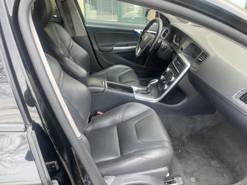 2016 Cadillac Escalade ESV Premium
