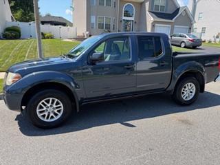Blue 2015 Nissan Frontier SV