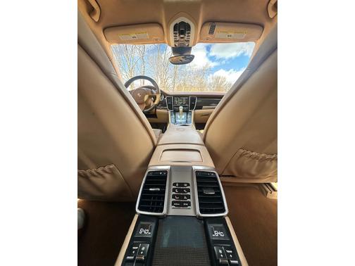 2014 Porsche Panamera Turbo Executive