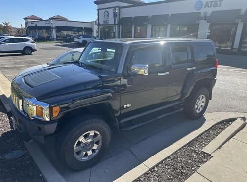 2010 Hummer H3 Base