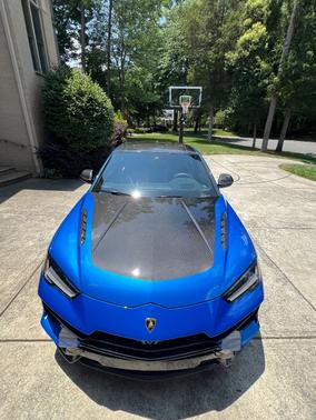 2024 Lamborghini Urus Performante