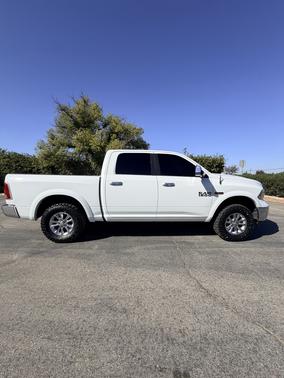 White 2018 RAM 1500 Laramie