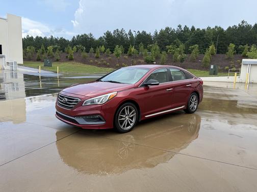 2016 Hyundai SONATA Sport 2.0T