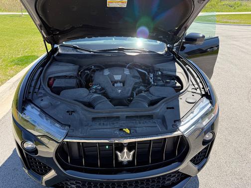 Black 2019 Maserati Levante GranSport