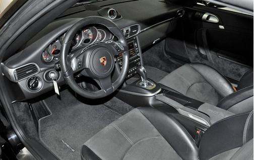 2011 Porsche 911 Carrera GTS
