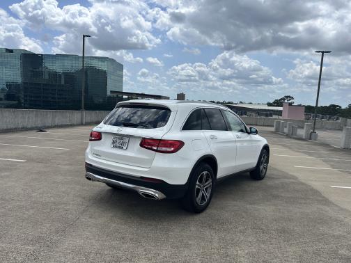 2019 Mercedes-Benz GLC 300 Base