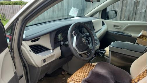 2017 Toyota Sienna L